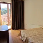 Villa Amampuri Village *